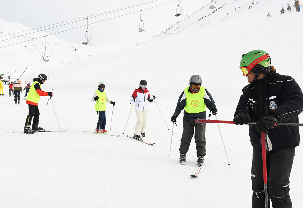 Escuela de deportes de invierno