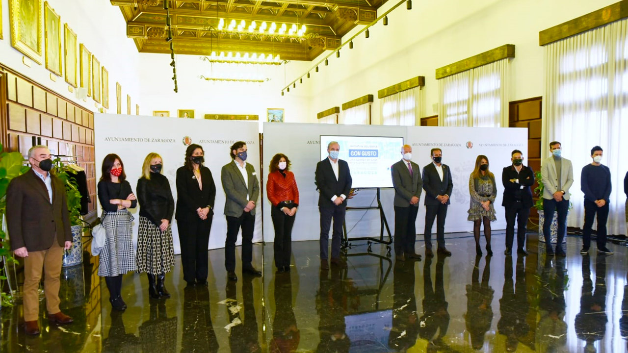 Acto de presentación en el Ayuntamiento de Zaragoza