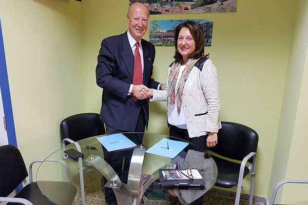 Acuerdo de colaboración entre la Fundación Agustina Zaragoza y Seniors en Red. (21/11/2016)